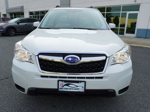 Used 2016 Subaru Forester 2.5i Premium AWD/4WD image 2
