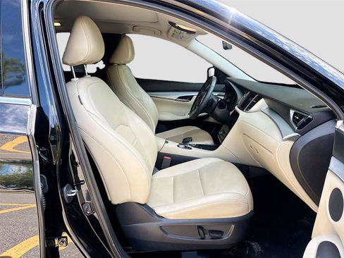 Used 2020 INFINITI QX50 Luxe FWD image 27