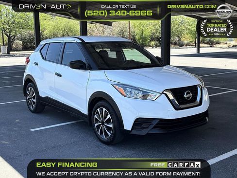 Used 2020 Nissan Kicks S FWD image 1
