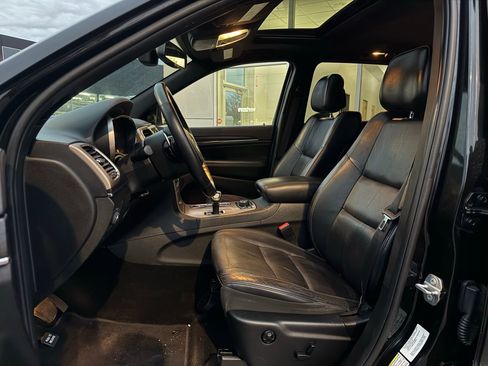 Used 2015 Jeep Grand Cherokee Limited image 38