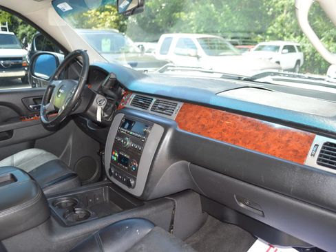 Used 2013 GMC Sierra 1500 SLT w/ SLT Convenience Package AWD/4WD image 23