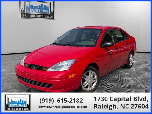 Used 2001 Ford Focus SE FWD image 16