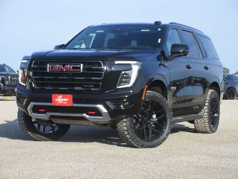 New 2026 GMC Yukon AT4 AWD/4WD image 6