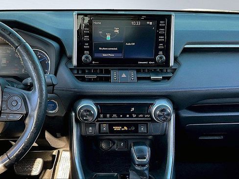Used 2020 Toyota RAV4 XSE image 6