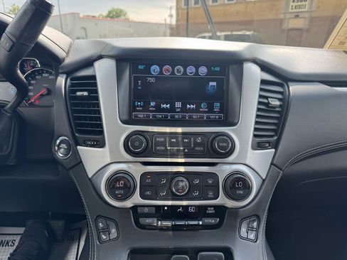 Used 2017 GMC Yukon SLT image 39