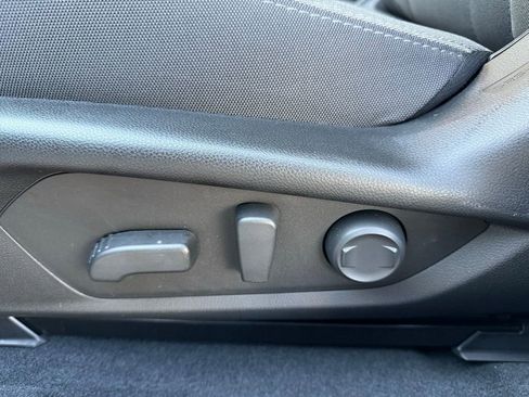 Certified 2025 Subaru Crosstrek 2.0i Premium image 23