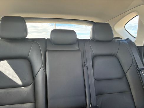 Used 2025 MAZDA CX-5 AWD 2.5 S w/ Select Package image 37