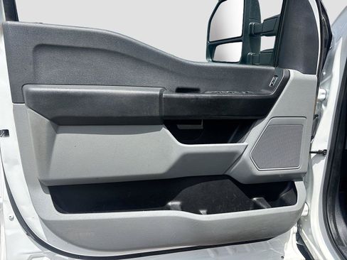 Used 2024 Ford F250 4x4 Crew Cab Super Duty image 19