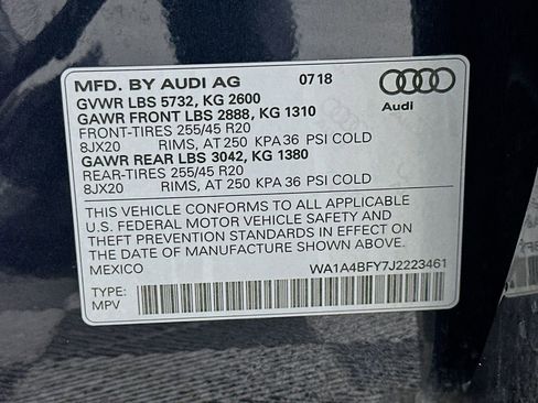 Used 2018 Audi SQ5 Premium Plus w/ Navigation Package AWD/4WD image 33