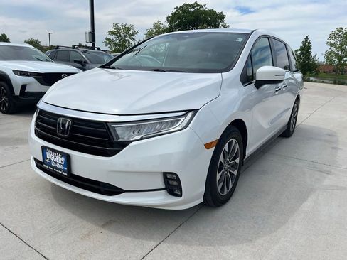 Used 2023 Honda Odyssey EX-L image 4