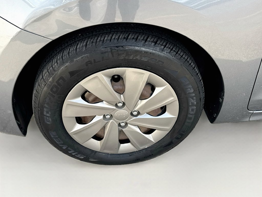 Used 2019 Kia Rio S FWD image 36