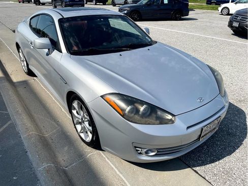 Used 2008 Hyundai Tiburon GT FWD image 4