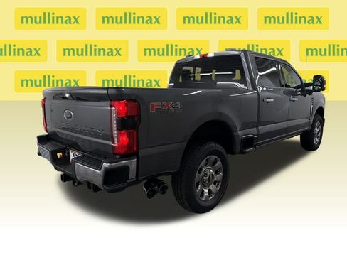 New 2026 Ford F250 Lariat w/ Lariat Ultimate Package image 3
