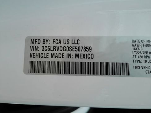 Used 2025 RAM ProMaster 2500 w/ Convenience Group FWD image 39