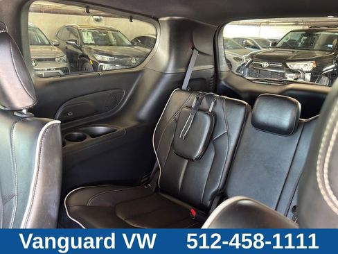 Used 2025 Chrysler Pacifica Limited FWD image 29