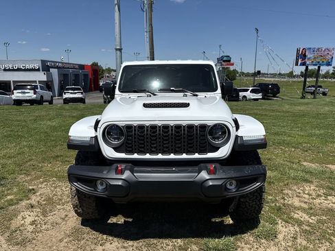 Used 2026 Jeep Wrangler Unlimited Rubicon AWD/4WD image 16