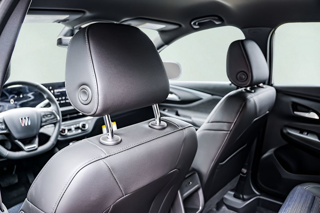 New 2026 Buick Envista Sport Touring w/ Convenience I Package FWD image 23