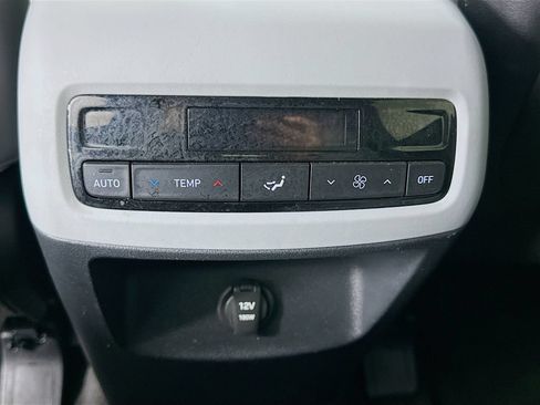 Certified 2025 Hyundai Palisade SEL FWD image 25