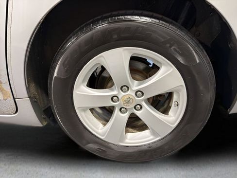 Used 2011 Toyota Sienna LE FWD image 36