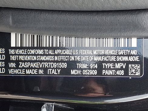 Used 2024 Alfa Romeo Stelvio Quadrifoglio image 27