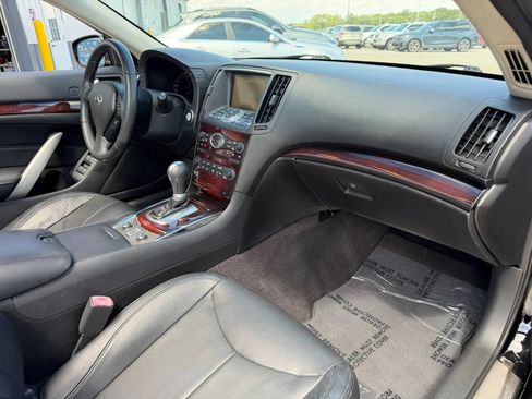 Used 2013 INFINITI G37 Convertible w/ Premium Pkg RWD image 26