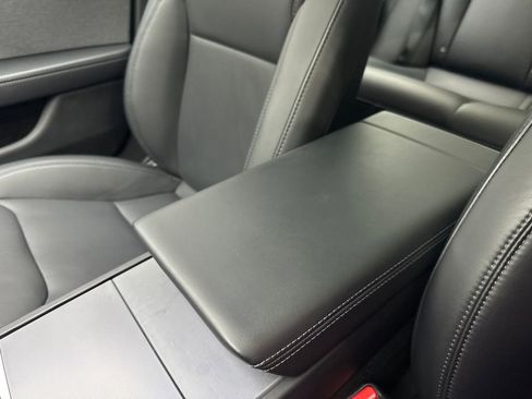 Used 2024 Tesla Model 3 Long Range RWD image 65