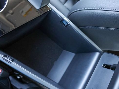New 2026 Hyundai Elantra Limited FWD image 16