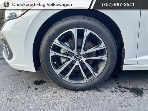 Used 2023 Volkswagen Jetta Sport image 4