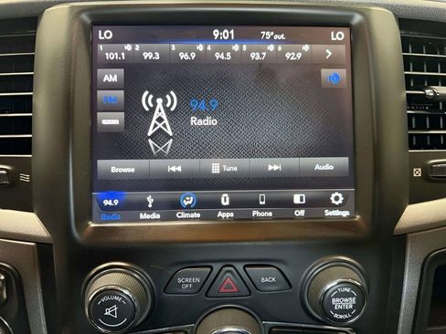 Used 2019 RAM 1500 Express w/ Wheel & Sound Group AWD/4WD image 28