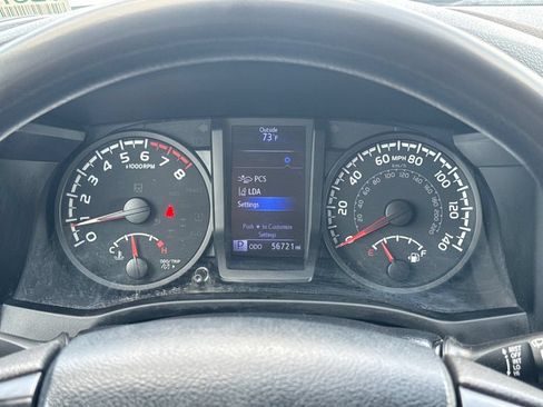 Used 2020 Toyota Tacoma SR AWD/4WD image 16