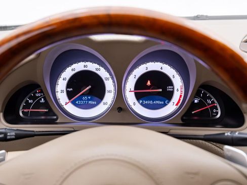 Used 2009 Mercedes-Benz SL 550 image 25