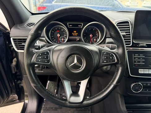 Used 2017 Mercedes-Benz GLS 450 4MATIC image 19