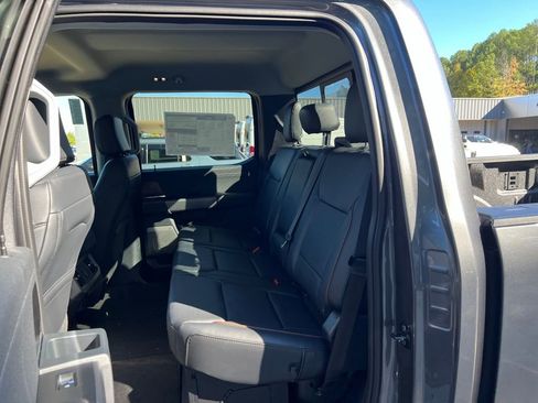 New 2026 Ford F250 Lariat w/ Black Appearance Package image 26