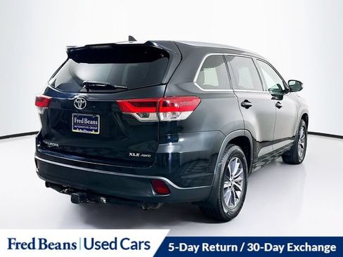 Used 2017 Toyota Highlander XLE AWD/4WD image 10