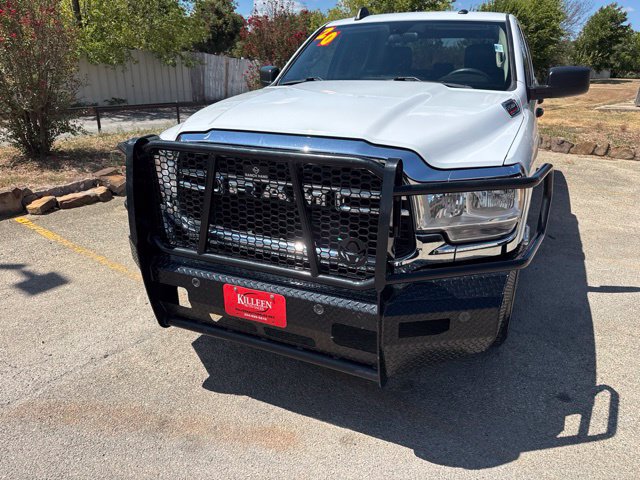 Used 2020 RAM 2500 Tradesman w/ Chrome Appearance Group RWD image 4