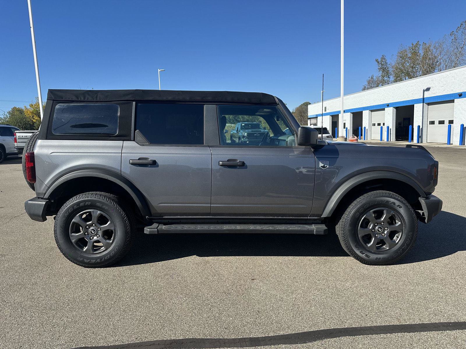 Used 2022 Ford Bronco Big Bend AWD/4WD image 4