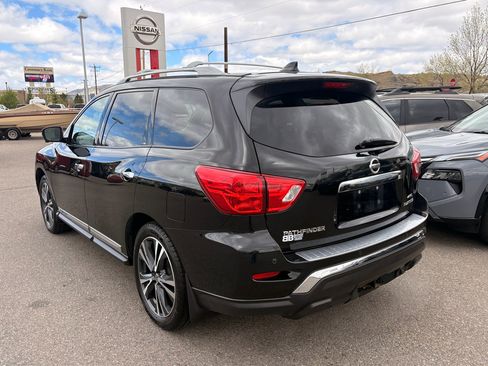 Used 2020 Nissan Pathfinder Platinum AWD/4WD image 3