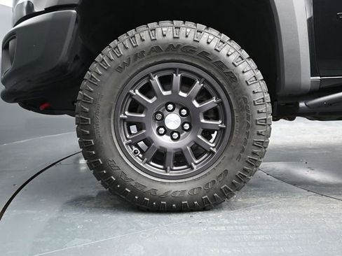 Used 2021 Chevrolet Colorado ZR2 w/ Colorado ZR2 Bison Edition image 20