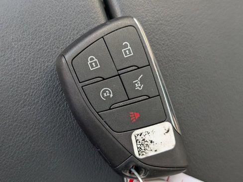 Used 2023 Buick Envision Essence w/ Technology Package I image 31