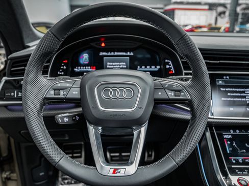 Used 2024 Audi SQ8 Prestige AWD/4WD image 14