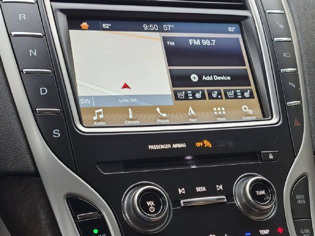 Used 2017 Lincoln MKX Reserve w/ Driver Assistance Package AWD/4WD image 18