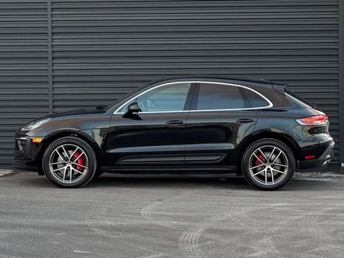 Certified 2025 Porsche Macan S image 2