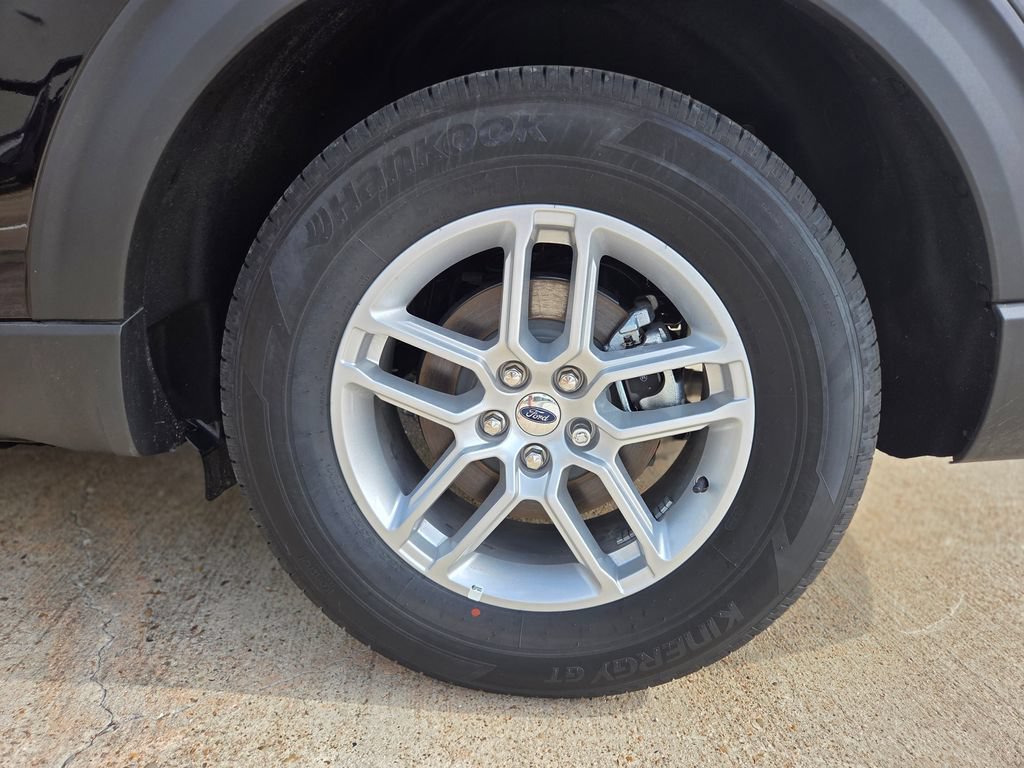 New 2026 Ford Explorer Active w/ Active Comfort Package RWD image 34