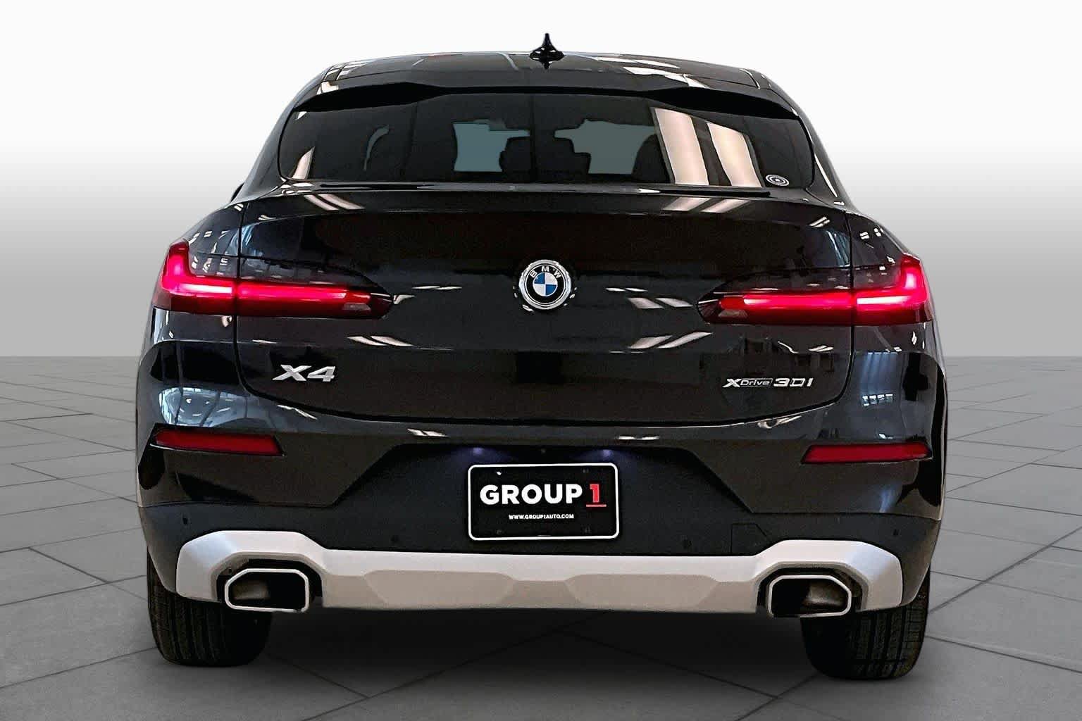 Used 2022 BMW X4 xDrive30i w/ Premium Package 2 AWD/4WD image 4