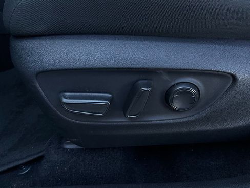 Used 2025 Toyota RAV4 XLE w/ Weather Package image 11