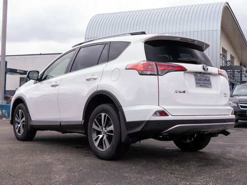 Used 2017 Toyota RAV4 XLE image 9