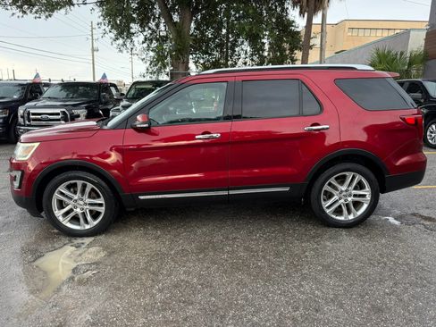 Used 2017 Ford Explorer Limited FWD image 4