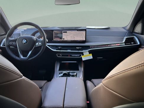 Used 2026 BMW X5 sDrive40i w/ Premium Package RWD image 8