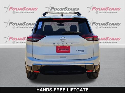 New 2026 Nissan Rogue Platinum image 5