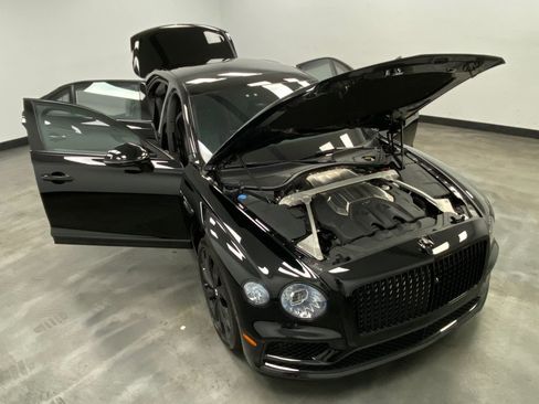 Used 2021 Bentley Flying Spur V8 AWD/4WD image 55